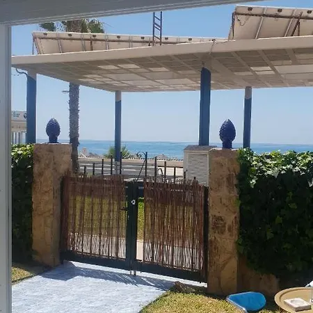 Casita Front טורוקס