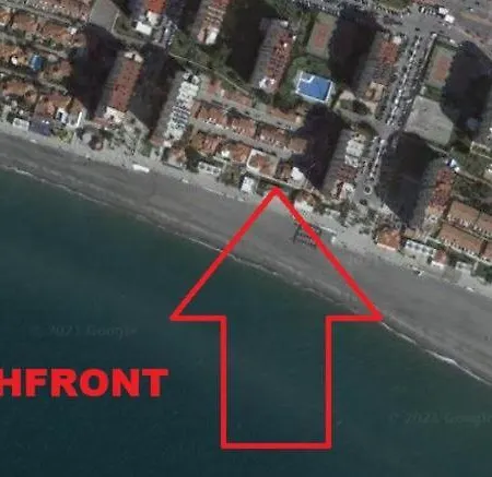 Casita Front בית נופש *